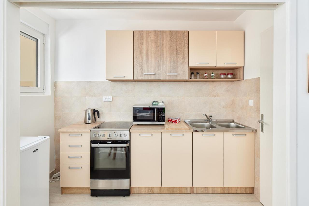 Apartment Pavle Котор Екстер'єр фото