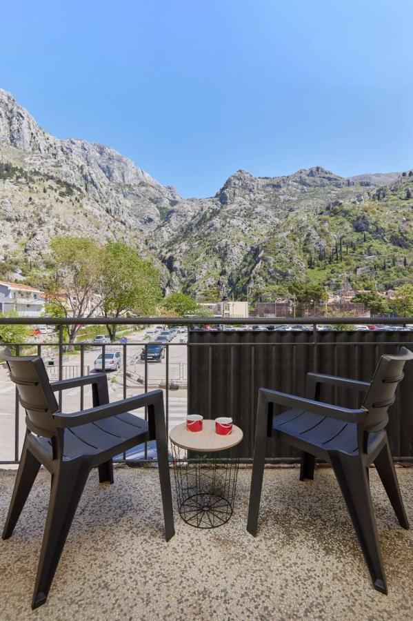 Apartment Pavle Котор Екстер'єр фото